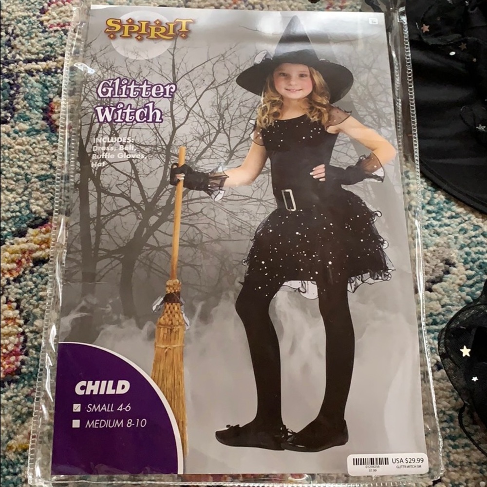 Girls witch costume